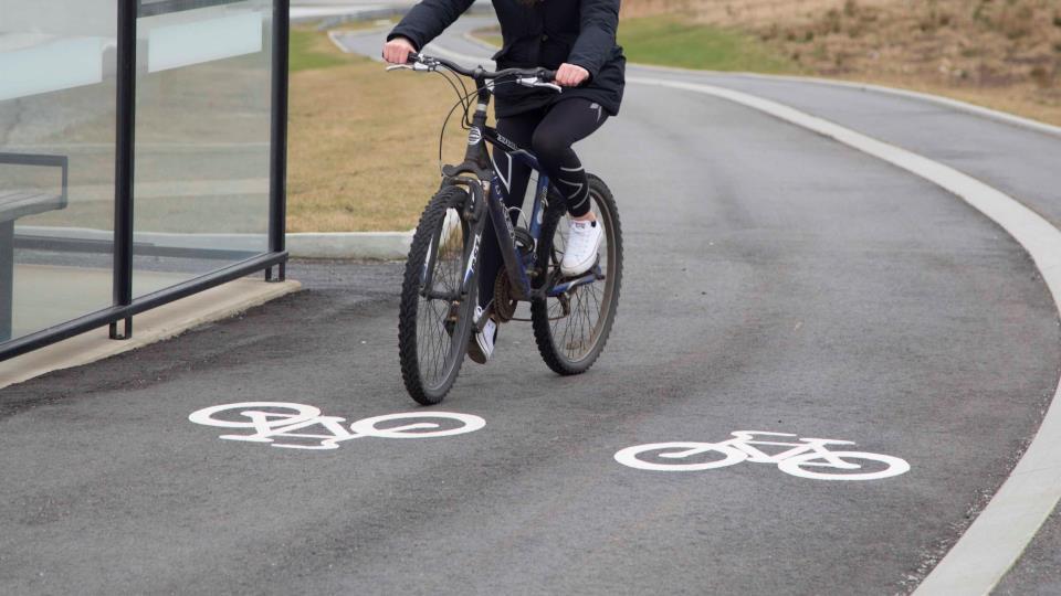 Lenke til artikkel: Nå kan du si din mening om hvordan det er å sykle i Haugesund kommune!