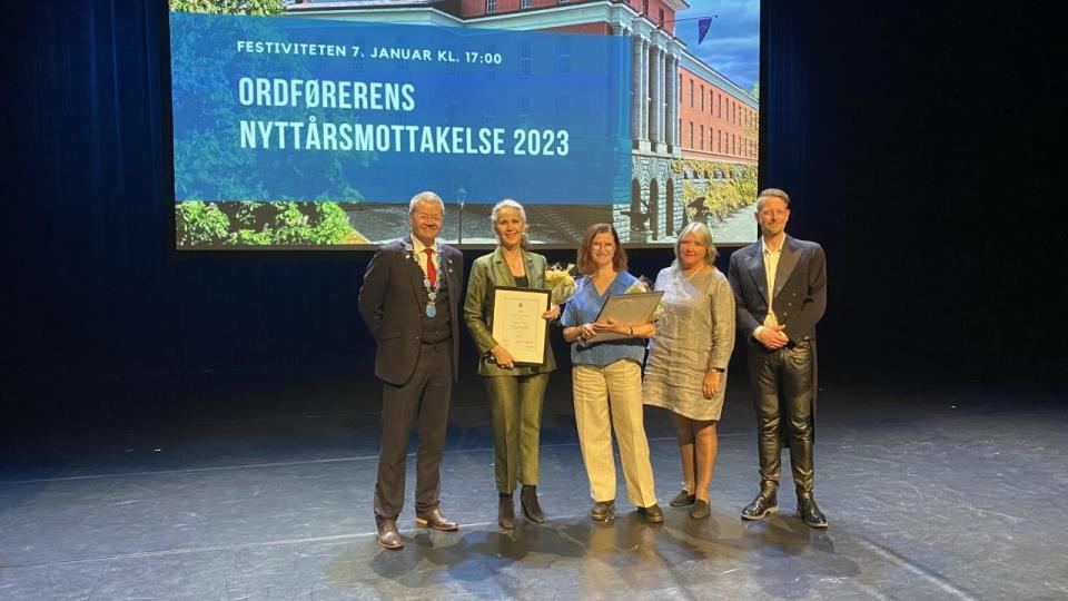 Lenke til artikkel: Priser, fykende måker og stipender under Ordførerens nyttårsmottakelse