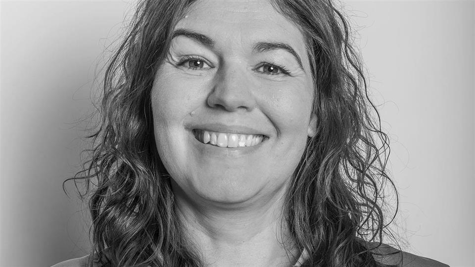 Lenke til artikkel: Katrine Marie liker seg i hagen 