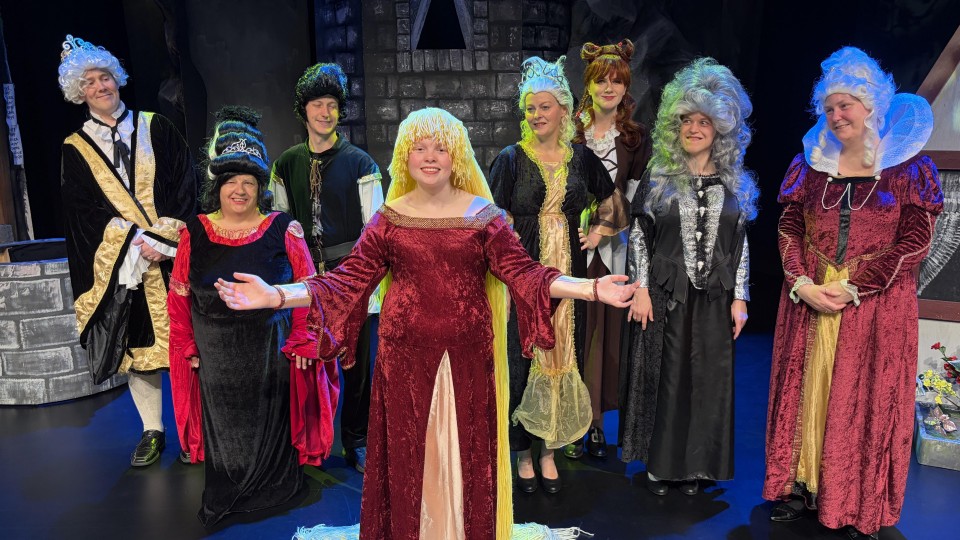 Lenke til artikkel: Rapunzel inntar scenen på Hemmingstad